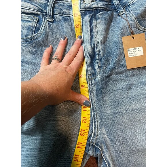 Blakeley Womens 3X Light Blue Distressed Flair Leg Jeans 32" Inseam Boho 70s - Picture 7 of 12